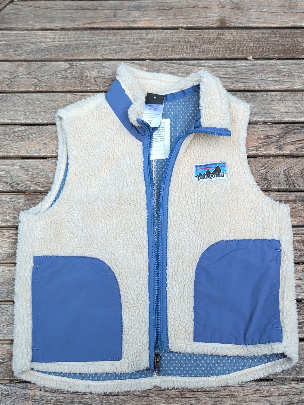 Patagonia Kids Cream Sherpa Vest with Blue Trim and Pockets